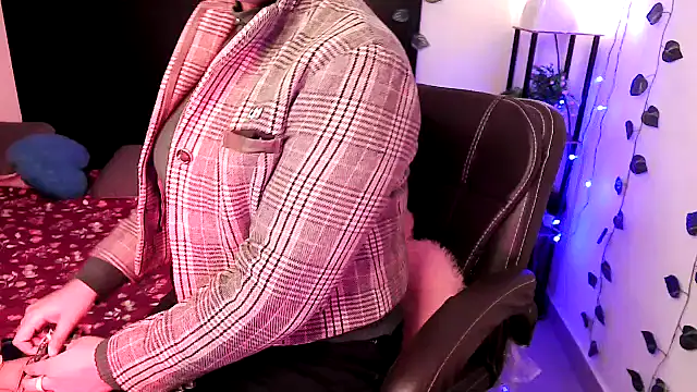 megancatluna online show from January 7, 6:40 am