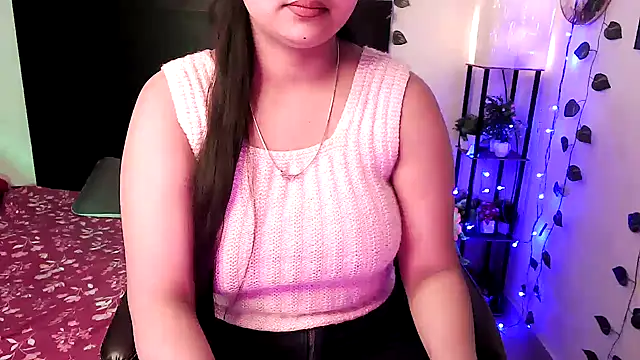 megancatluna online show from January 12, 5:14 am