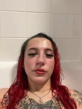 princessred517 online show from February 13, 9:26 pm