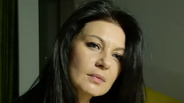 RaileReed online show from October 1, 12:31 pm