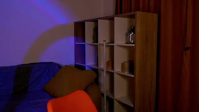 RaileReed online show from February 16, 1:43 pm