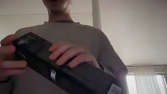 MikymikeBBWD online show from December 3, 12:37 pm