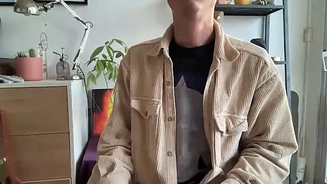 MikymikeBBWD online show from November 13, 2:43 pm