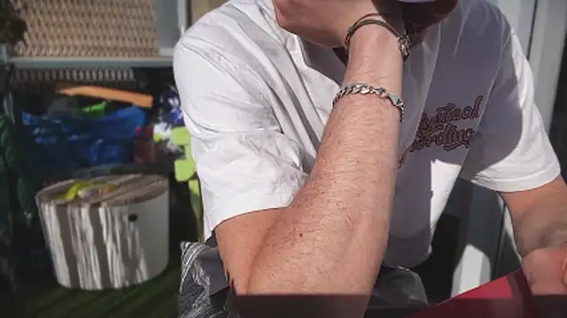 MikymikeBBWD online show from March 4, 1:52 pm