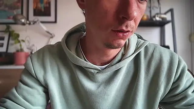 MikymikeBBWD online show from April 14, 12:10 pm