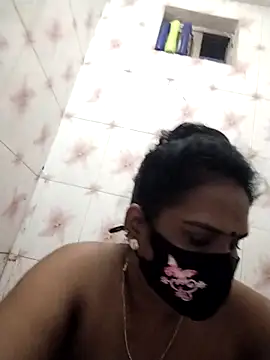 Snapshot of Mitila-3232 chatting on October 30, 11:45 pm Mitila-3232 online show from October 30, 11:45 pm