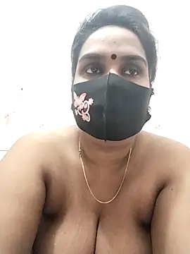 Snapshot of Mitila-3232 chatting on February 10, 12:42 am Mitila-3232 online show from February 10, 12:42 am