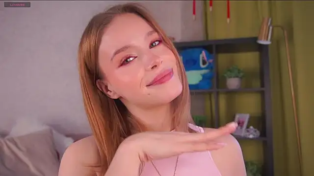 TaiteBayles online show from April 9, 1:51 am