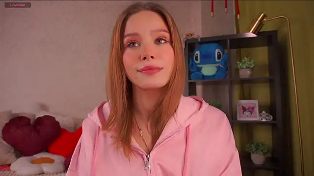 TaiteBayles online show from March 24, 1:49 am