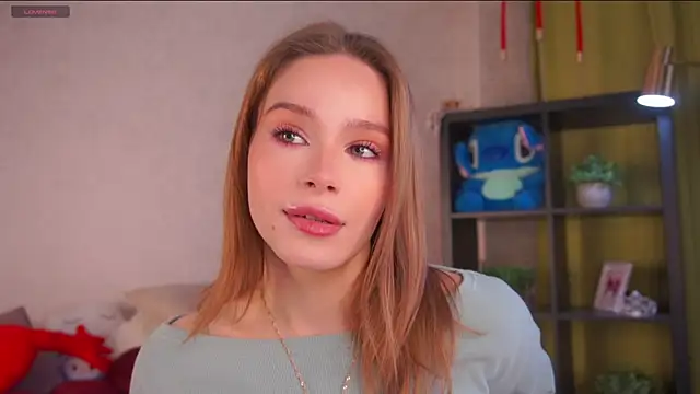 TaiteBayles online show from April 10, 1:56 am