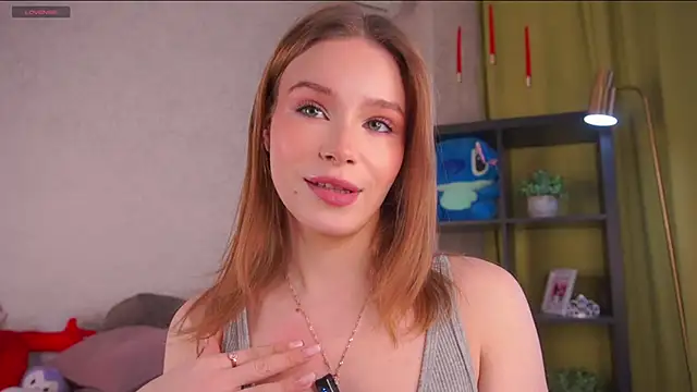 TaiteBayles online show from April 15, 1:33 am