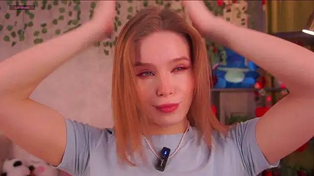 Snapshot of TaiteBayles chatting on February 19, 1:46 am TaiteBayles online show from February 19, 1:46 am