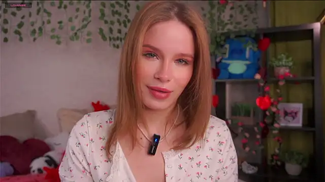 TaiteBayles online show from March 6, 1:33 am