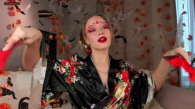 TaiteBayles online show from October 28, 2:34 am