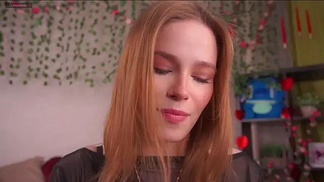 TaiteBayles online show from March 13, 1:43 am