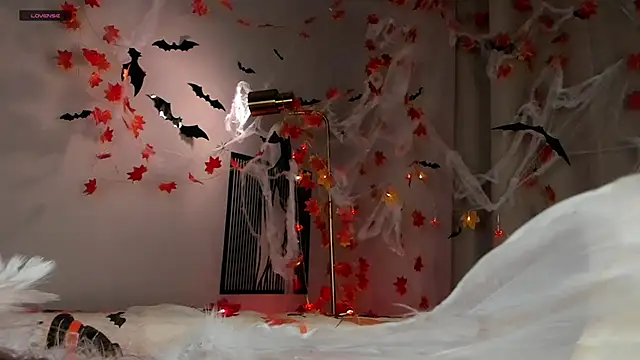 TaiteBayles online show from October 31, 1:24 am