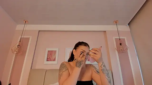 Annie rhoades online show from April 30, 1:29 pm