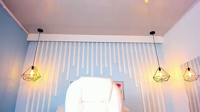 Annie rhoades online show from September 13, 1:22 pm