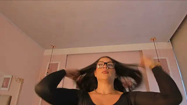 Annie rhoades online show from March 11, 1:05 pm