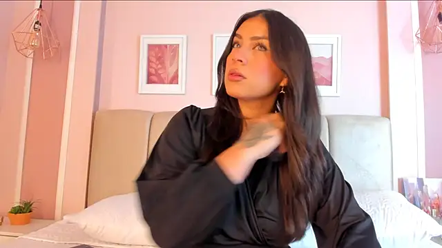 Annie rhoades online show from December 17, 12:54 pm