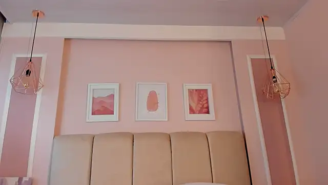 Annie rhoades online show from February 10, 12:37 pm