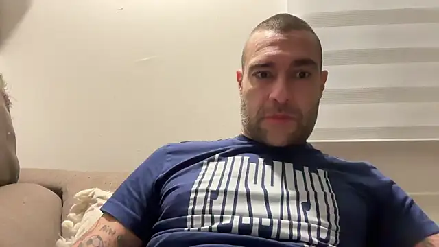 Snapshot of Jackcazzone_82 chatting on March 2, 8:57 pm Jackcazzone 82 online show from March 2, 8:57 pm