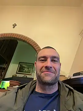 Snapshot of Jackcazzone_82 chatting on March 3, 1:45 pm Jackcazzone 82 online show from March 3, 1:45 pm