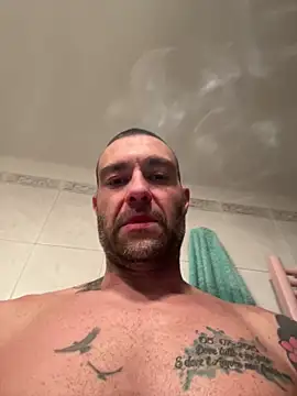 Snapshot of Jackcazzone_82 chatting on March 4, 9:22 pm Jackcazzone 82 online show from March 4, 9:22 pm