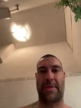 Snapshot of Jackcazzone_82 chatting on February 13, 9:38 pm Jackcazzone 82 online show from February 13, 9:38 pm