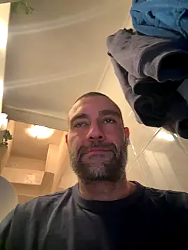 Snapshot of Jackcazzone_82 chatting on November 21, 9:36 pm Jackcazzone 82 online show from November 21, 9:36 pm