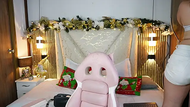 Julieta priv online show from December 22, 3:01 pm