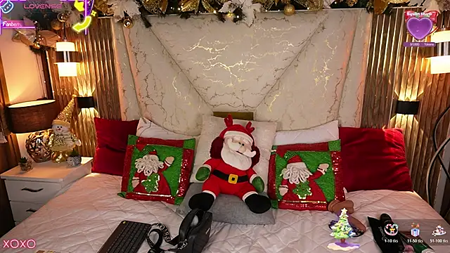 Snapshot of Julieta_priv chatting on December 5, 2:04 pm Julieta priv online show from December 5, 2:04 pm