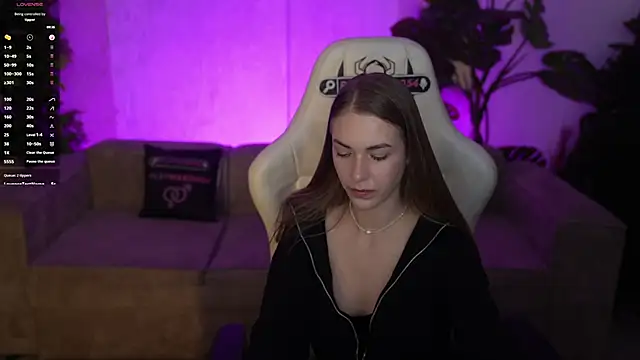 Layla Sweet  online show from January 15, 7:28 pm