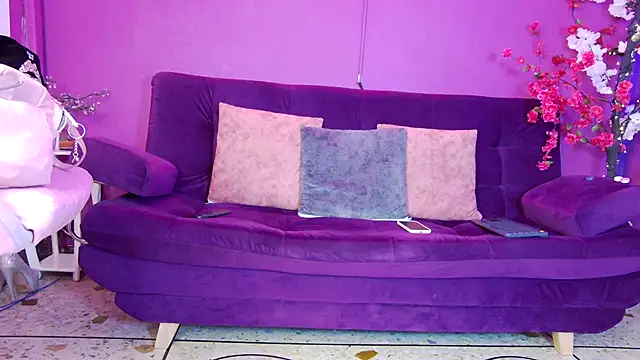 Arii moon online show from November 18, 7:39 pm