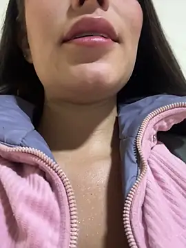 Snapshot of EMILY-07_ chatting on March 13, 3:17 pm EMILY-07 online show from March 13, 3:17 pm