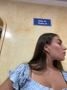 Snapshot of EMILY-07_ chatting on February 27, 7:37 pm EMILY-07 online show from February 27, 7:37 pm