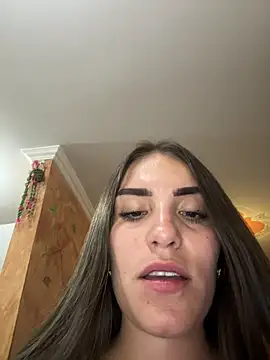 Snapshot of EMILY-07_ chatting on February 18, 1:10 am EMILY-07 online show from February 18, 1:10 am