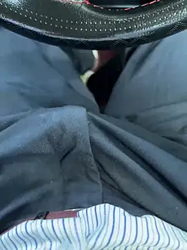 Snapshot of BadboySLR_8899 chatting on October 13, 4:14 am BadboySLR 8899 online show from October 13, 4:14 am