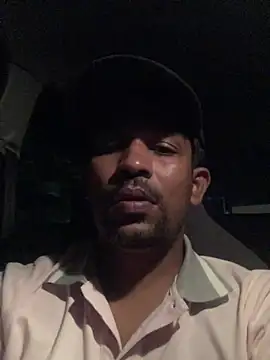 Snapshot of BadboySLR_8899 chatting on February 14, 9:21 pm BadboySLR 8899 online show from February 14, 9:21 pm