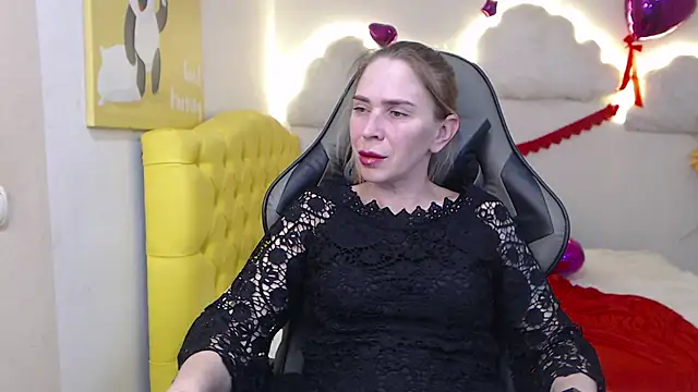 Snapshot of TessaDaybreak chatting on March 16, 1:49 pm TessaDaybreak online show from March 16, 1:49 pm