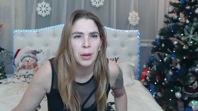 TessaDaybreak online show from January 9, 7:43 pm