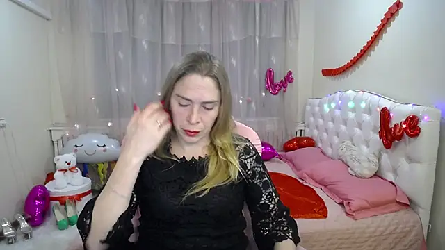 Snapshot of TessaDaybreak chatting on March 5, 1:17 pm TessaDaybreak online show from March 5, 1:17 pm