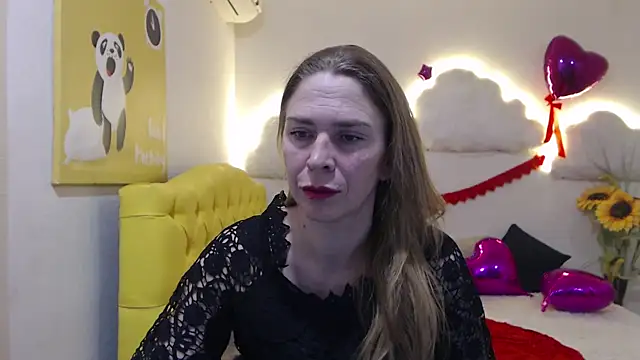 Snapshot of TessaDaybreak chatting on March 3, 1:34 pm TessaDaybreak online show from March 3, 1:34 pm