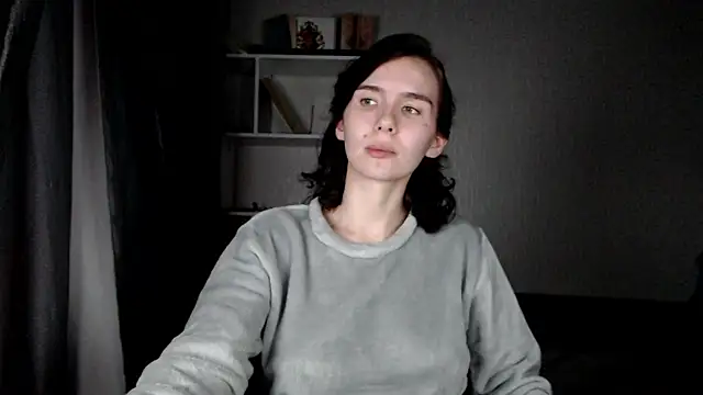Snapshot of Anna-Sun chatting on June 29, 7:13 pm Anna-Sun online show from June 29, 7:13 pm