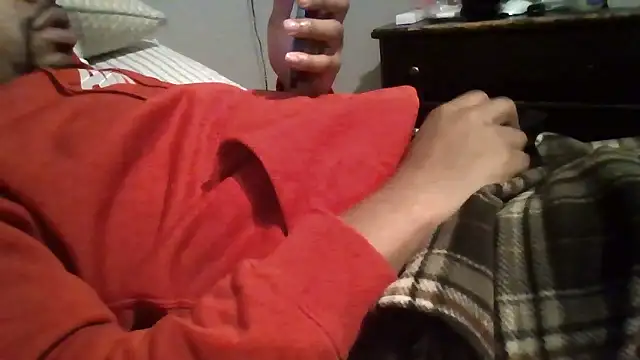 Snapshot of Slimlightrising chatting on January 11, 9:22 pm Slimlightrising online show from January 11, 9:22 pm