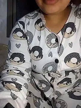 Snapshot of Dalou3a-69 chatting on October 23, 11:47 pm Dalou3a-69 online show from October 23, 11:47 pm