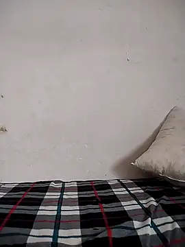 Snapshot of Dalou3a-69 chatting on March 20, 2:10 pm Dalou3a-69 online show from March 20, 2:10 pm