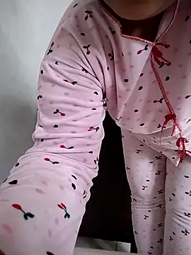 Snapshot of Dalou3a-69 chatting on October 4, 8:27 am Dalou3a-69 online show from October 4, 8:27 am