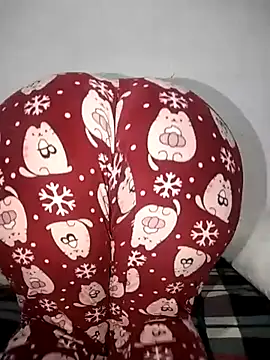 Snapshot of Dalou3a-69 chatting on March 21, 12:07 am Dalou3a-69 online show from March 21, 12:07 am