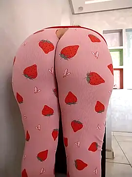 Snapshot of Dalou3a-69 chatting on October 21, 11:09 am Dalou3a-69 online show from October 21, 11:09 am